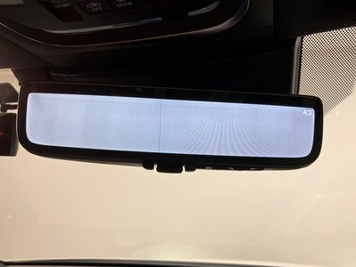 2023 Lexus LS thumbnail 19