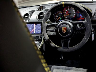 2020 Porsche 718 thumbnail 21