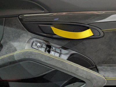 2020 Porsche 718 thumbnail 32