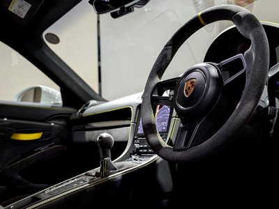2020 Porsche 718 thumbnail 17