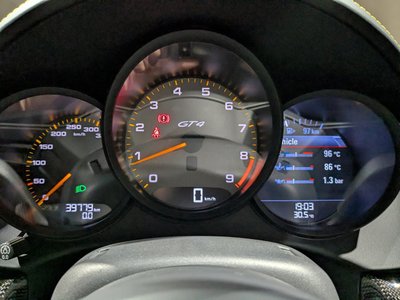 2020 Porsche 718 thumbnail 23