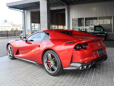 صورة 21 لـ 2020 Ferrari 812 GTS