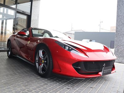 صورة 24 لـ 2020 Ferrari 812 GTS