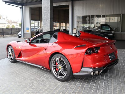 صورة 20 لـ 2020 Ferrari 812 GTS