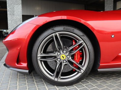 2020 Ferrari 812 GTS 照片 9