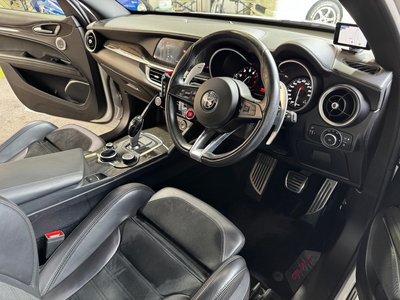 2019 ALFA Romeo STELVIO — фото 41