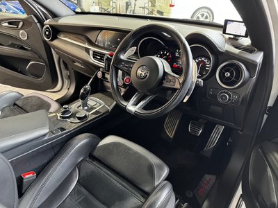 2019 ALFA Romeo STELVIO — фото 42