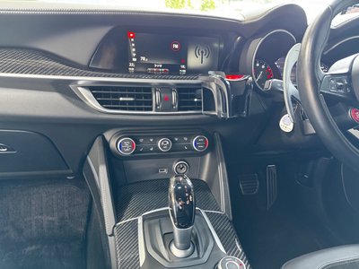 2019 ALFA Romeo STELVIO — фото 31