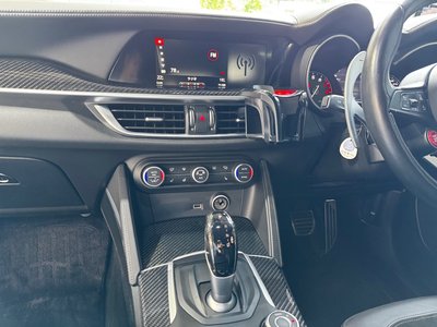 2019 ALFA Romeo STELVIO — фото 30