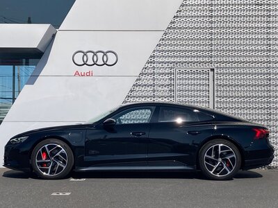 صورة 62 لـ 2021 AUDI E-TRON GT QUATTRO