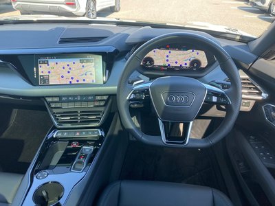 صورة 25 لـ 2021 AUDI E-TRON GT QUATTRO