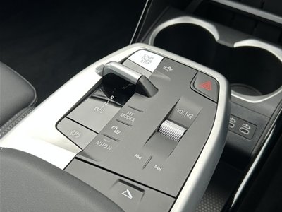 2026 BMW X2 thumbnail 33