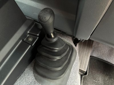 2024 Toyota LAND CRUISER 70 thumbnail 32