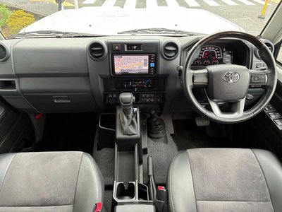 2024 Toyota LAND CRUISER 70 photo 3