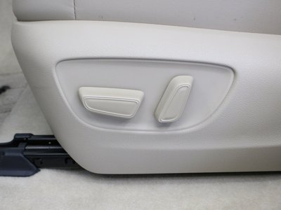 2025 Toyota LAND CRUISER 300 照片 44