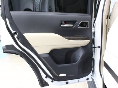 2025 Toyota LAND CRUISER 300 照片 73