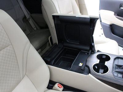 2025 Toyota LAND CRUISER 300 照片 68