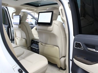 2025 Toyota LAND CRUISER 300 照片 31