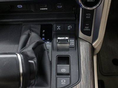 2025 Toyota LAND CRUISER 300 照片 52