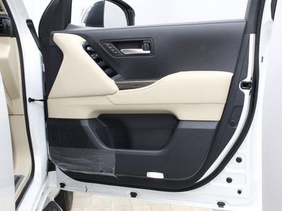 2025 Toyota LAND CRUISER 300 照片 72