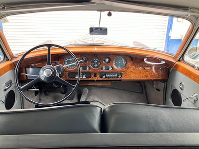 صورة 30 لـ 1960 ROLLS-ROYCE SILVER CLOUD