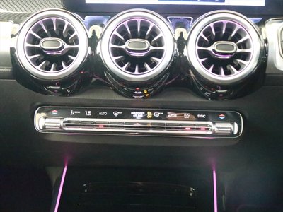2023 Mercedes-BENZ GLB — миниатюра 13