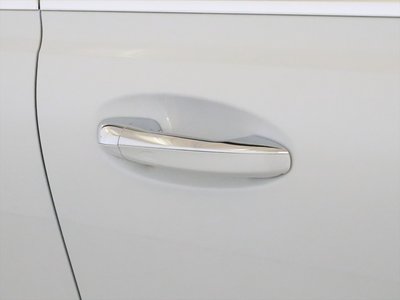 2023 Mercedes-BENZ GLB — миниатюра 10
