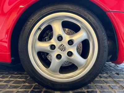 صورة مصغرة 30 لـ 1995 Porsche 911