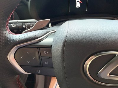 صورة 19 لـ 2024 Lexus LBX