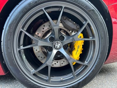 2017 ALFA Romeo JULIA — фото 11
