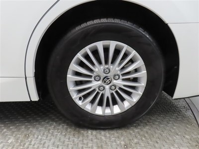 صورة 22 لـ 2025 Toyota ALPHARD