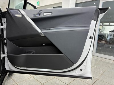 2025 BMW IX thumbnail 38