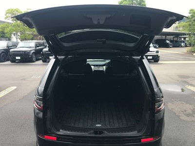 2025 LAND Rover DISCOVERY SPORT photo 16