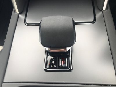 2025 LAND Rover DISCOVERY SPORT thumbnail 34
