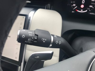 2025 LAND Rover DISCOVERY SPORT thumbnail 30