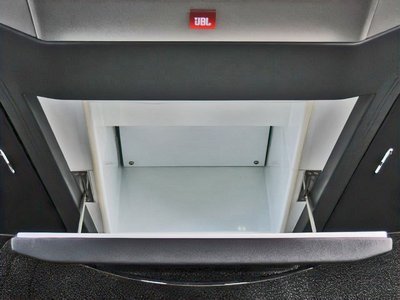 2016 Toyota VELLFIRE photo 41