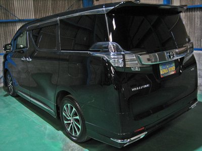 2016 Toyota VELLFIRE photo 2
