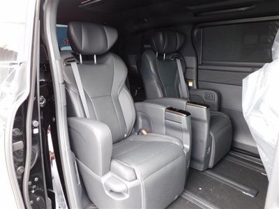 2026 Toyota ALPHARD 缩略图 13