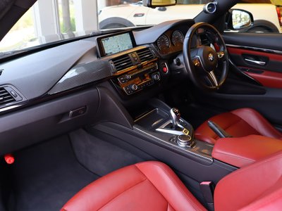 2017 BMW M4 COUPE thumbnail 42