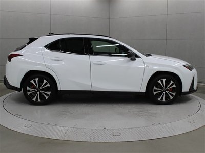 2024 Lexus UX — фото 6