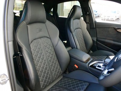 2025 AUDI S4 photo 10