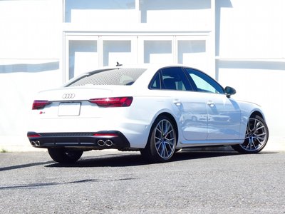 2025 AUDI S4 photo 7