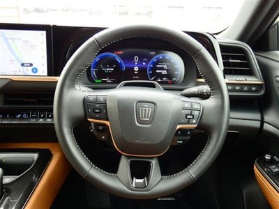 صورة 3 لـ 2024 Toyota CROWN SPORT