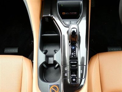 صورة 10 لـ 2024 Toyota CROWN SPORT