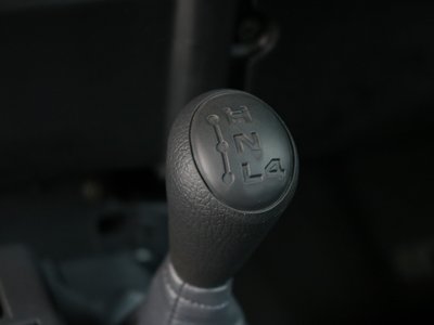 صورة مصغرة 58 لـ 2001 Toyota LAND CRUISER 70