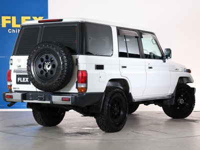 صورة مصغرة 12 لـ 2001 Toyota LAND CRUISER 70