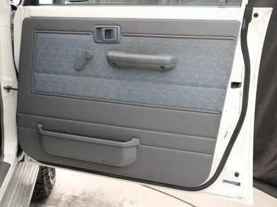 صورة مصغرة 51 لـ 2001 Toyota LAND CRUISER 70