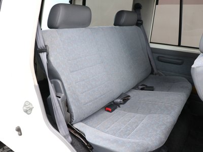 صورة مصغرة 15 لـ 2001 Toyota LAND CRUISER 70