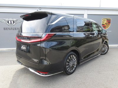 صورة مصغرة 13 لـ 2026 Lexus LM