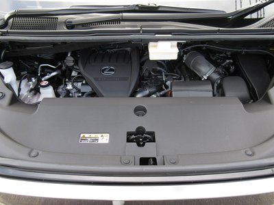 صورة مصغرة 39 لـ 2026 Lexus LM